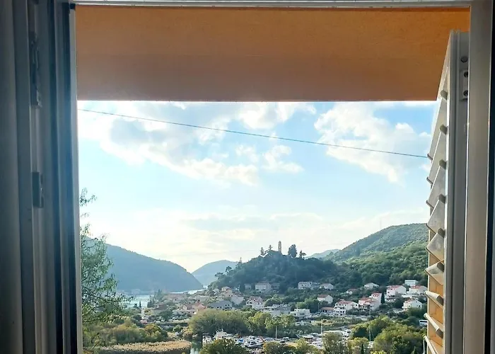 Apartament The A View